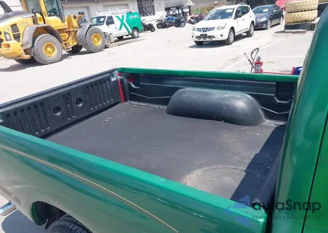 2001 Toyota Tacoma z USA, uszkodzony, nr VIN 5TENL42N51Z833243